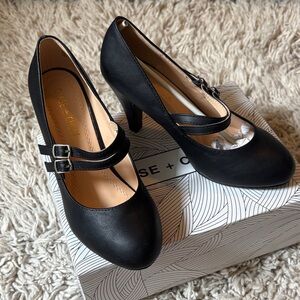 Chase + Chloe Black Double-Strap Mary Jane Heels